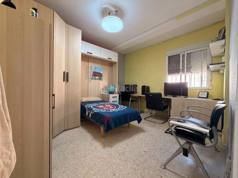 Foto f3efaa3b-e8c3-4d23-90df-3dd2e1eb1ffe. Casa adossada amb piscina a colores - entreparques Sevilla
