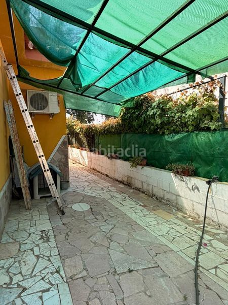Foto a3e8fb2e-7e9b-4f03-9fce-e60523a6fa77. Casa amb calefacció aparcament piscina a Carmona