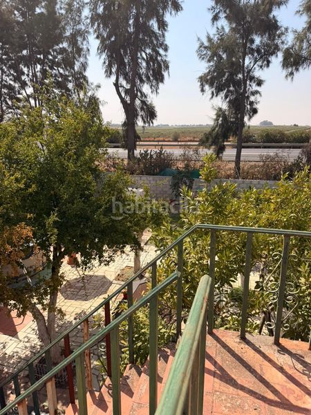 Foto ce5cde35-299b-4ef4-bca9-889be6742700. Casa amb calefacció aparcament piscina a Carmona