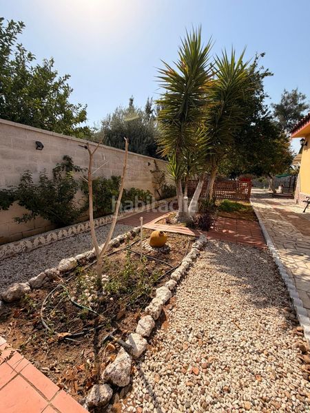 Foto d9d58671-7696-4051-af64-90a27c198039. Casa amb calefacció aparcament piscina a Carmona