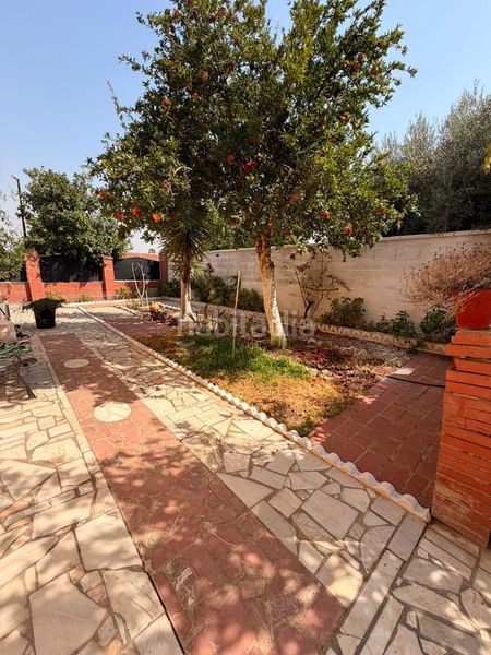 Foto fb664743-3732-4197-9d8d-e5e4f535bd0e. Casa amb calefacció aparcament piscina a Carmona