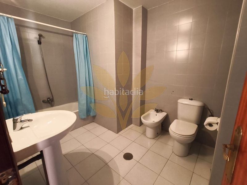 Foto e68ab334-459c-4ded-96d5-a027cd4623c9. Erdgeschoss in Centro Cáceres