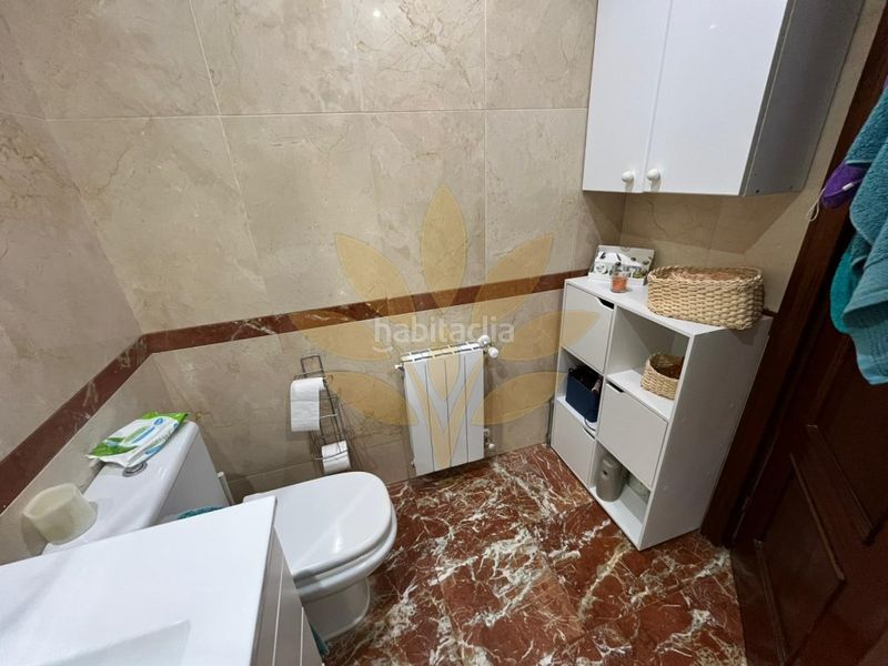 Foto 1e1be373-b6c6-4c3a-9196-094efd874345. Flat with parking in Centro Cáceres