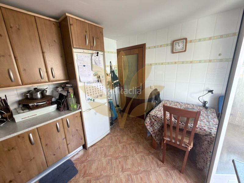 Foto 04a06b2e-e730-43d9-b5b2-29dd03a0993a. Casa adossada amb aparcament a Montesol - Mejostilla Cáceres