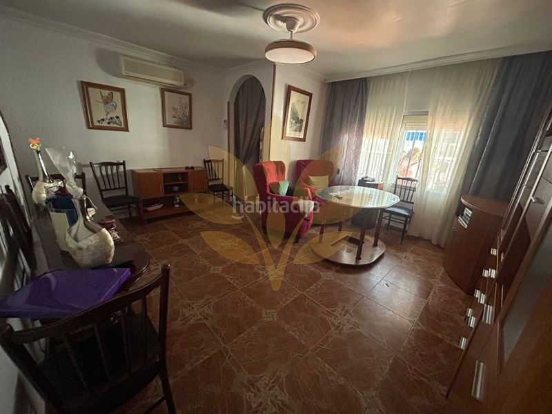 Foto ea13e574-87ef-4b6a-aa6f-7f17345f8738. Casa a nuevo Cáceres Cáceres