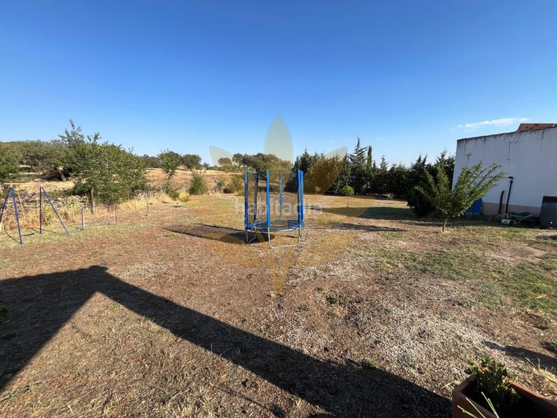 Foto fdc2c7dc-486a-4e93-8148-700bb0550e02. Casa a Arroyo de la Luz