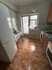 Alquiler Piso en Carmelitas. Piso en alquiler