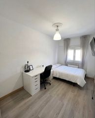 Lloguer Pis  Avenida de filiberto villalobos. Habitacion en alquiler