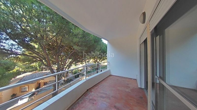 Foto 0a4f06b8-ab4e-4025-8ce7-2c7091059546. Estudi amb aparcament piscina a Las Chapas - Alicate Playa Marbella