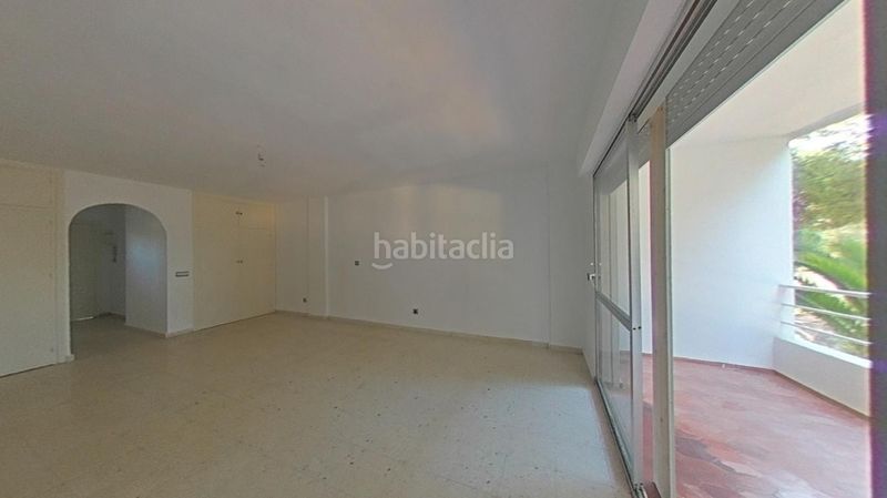 Foto 2cf4ac30-7076-4dbb-9552-2b19ee7163ec. Estudi amb aparcament piscina a Las Chapas - Alicate Playa Marbella