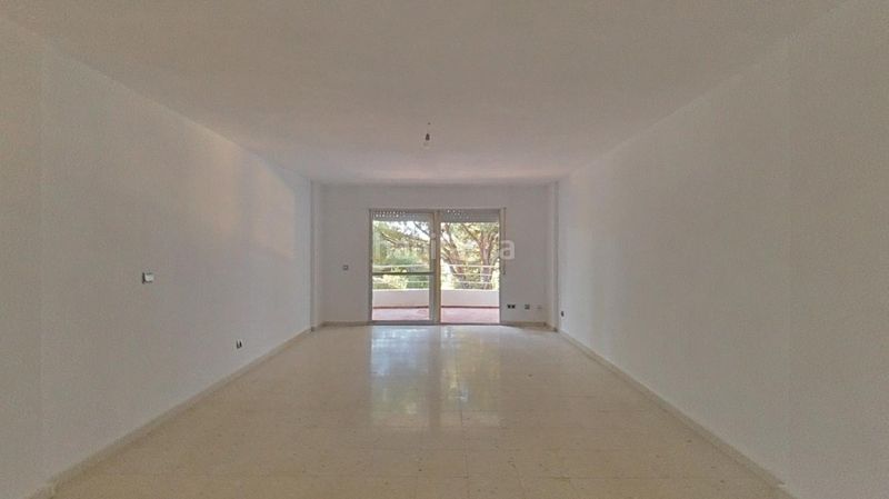 Foto fe2c1d1d-2f24-4471-ae31-c7f54be67476. Estudi amb aparcament piscina a Las Chapas - Alicate Playa Marbella