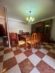 Pis a Picadueñas. Amplio piso barriada domecq