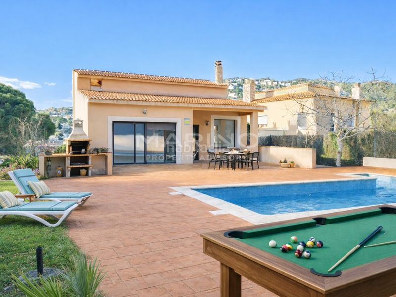 Foto 109ac08c-9581-4fa5-92a2-c9610d701b50. Casa amb aparcament a Montgoda Lloret de Mar