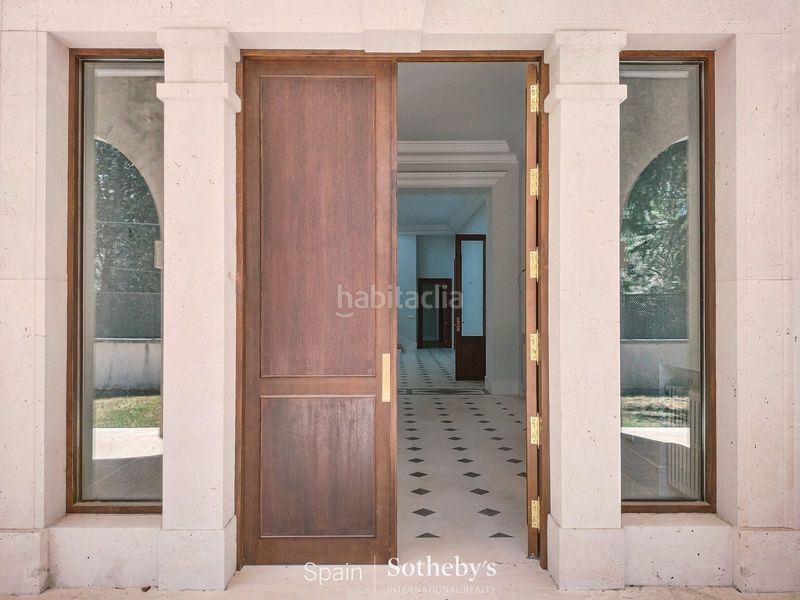Foto 14eb7099-9f6a-4532-839a-46c9bcc5d1e5. Casa amb calefacció aparcament piscina a Conde Orgaz - Piovera Madrid