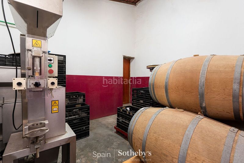 Foto d224d057-3095-4573-a8ca-b340980f0c8b. Terreno residencial en carretera de Telde a santa brígida gc 80 oportunidad de inversión y exclusiva privacidad en una finca de 80.000 m. en Telde