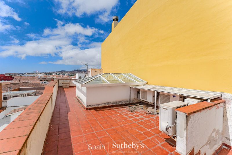 Foto f25e0b5e-110e-4392-9d06-3fc0f200650c. Casa a La Laguna San Cristóbal de La Laguna