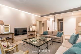 Rent Apartment  Calle de salustiano olózaga. Dúplex en el triángulo de oro de recoletos