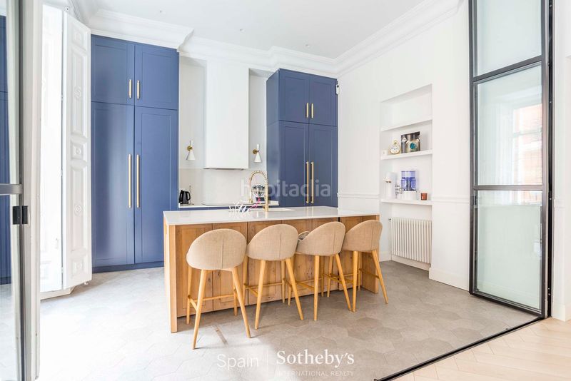 Foto 5c5dc192-0c06-4960-820c-1f40b2eadf38. Apartament amb calefacció a Cortes-Huertas Madrid