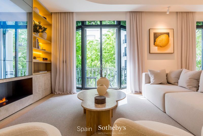 Foto 0137b7e9-c6d7-499d-bbfd-f897d2c31328. Apartament amb calefacció a Recoletos Madrid