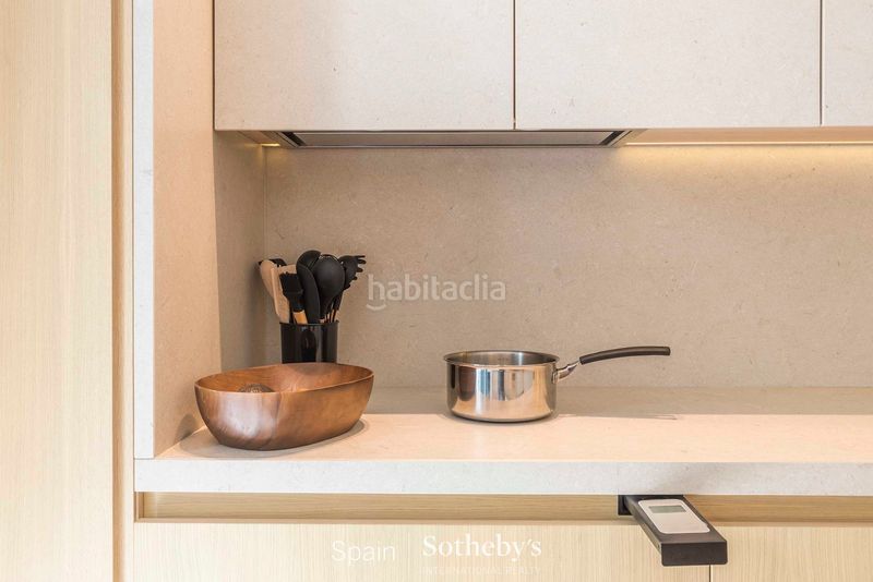 Foto 5f1e1f17-4a05-4601-b474-76ff3b327092. Apartament amb calefacció a Recoletos Madrid