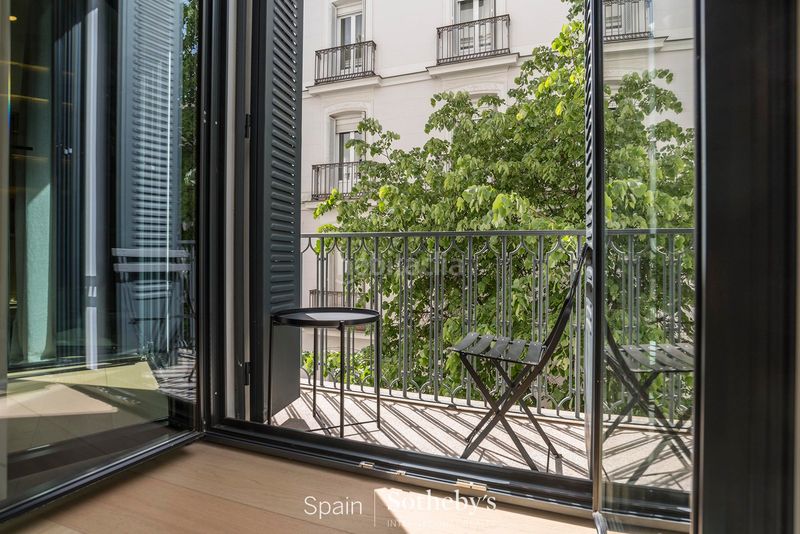 Foto b1d5b3d3-6453-49d6-ad8b-69b62b27ecc4. Apartament amb calefacció a Recoletos Madrid