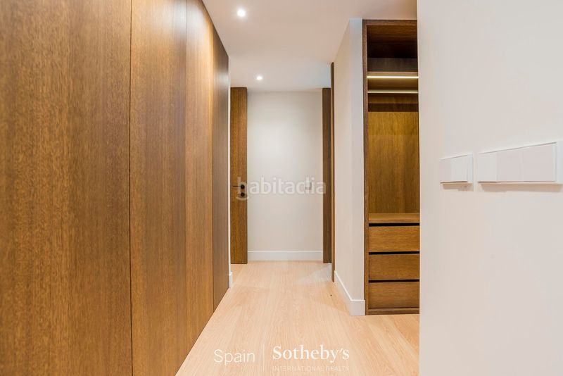 Foto 0e9752cd-d083-4be2-9b5f-ab603cd7f249. Apartament amb calefacció a Almagro Madrid