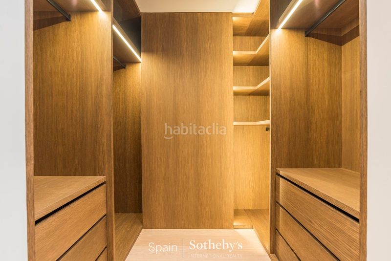 Foto 2e5f5bd7-92fb-411a-8431-60310fee421b. Apartament amb calefacció a Almagro Madrid