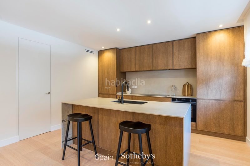 Foto aea92f9b-fd3c-4413-a675-0b1e1b64b3ac. Apartament amb calefacció a Almagro Madrid