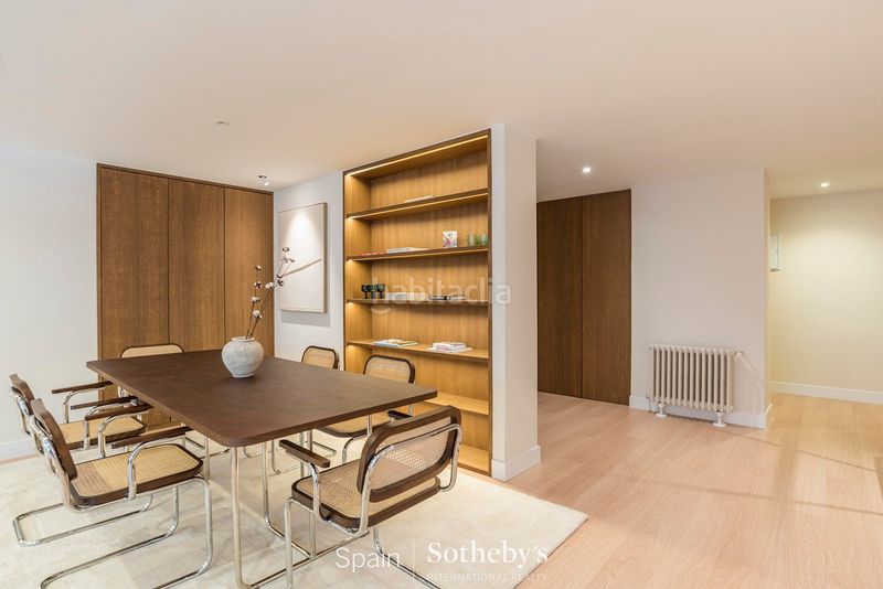 Foto c1c3f7c3-9d50-49e8-b2bd-c781f89ccf84. Apartament amb calefacció a Almagro Madrid