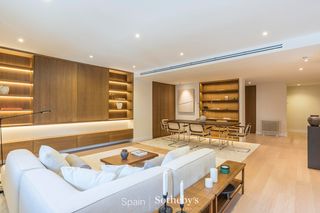 Piccolo appartamento  Calle santa engracia. Vivienda reformada 5 habitaciones en chamberí