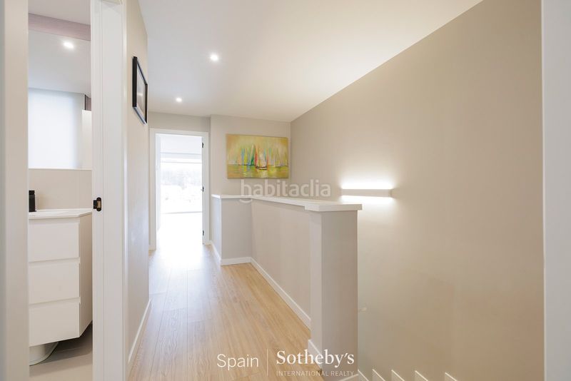 Foto be499b9d-a643-4d70-93b4-40feb604fbb8. Casa aparellada amb aparcament piscina a Monte Porreiro Pontevedra