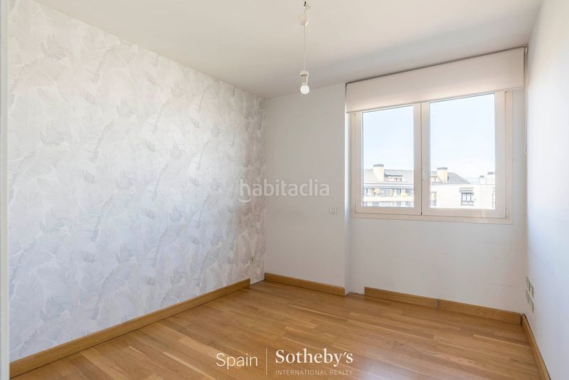 Foto 53f08f2a-c38c-4830-a608-5081ccebd2d4. Dúplex amb calefacció aparcament piscina a Prado de Somosaguas Pozuelo de Alarcón
