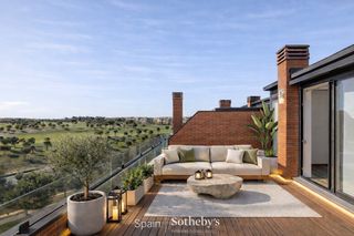 D�plex  Avenida de casablanca. D�plex de 3 habitaciones en prado de somosaguas, pozuelo de alar