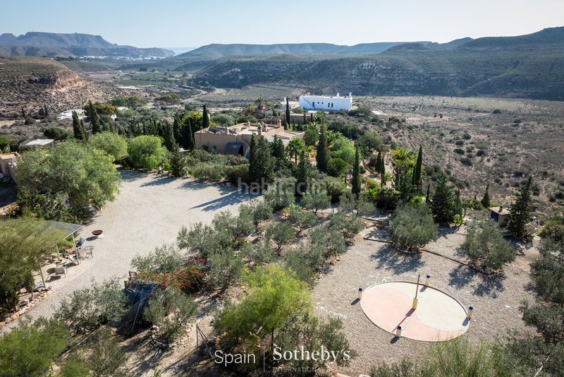 Foto e45a8ee2-d69c-4902-9d0f-013c867ddba7. Casa amb aparcament piscina a Aguamarga Níjar