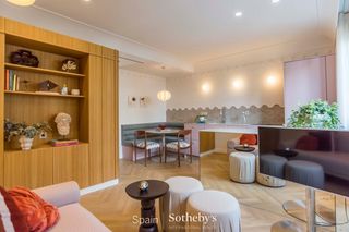 Apartament  Calle de hermenegilda mart�nez. Apartamento moderno en chamart�n, madrid