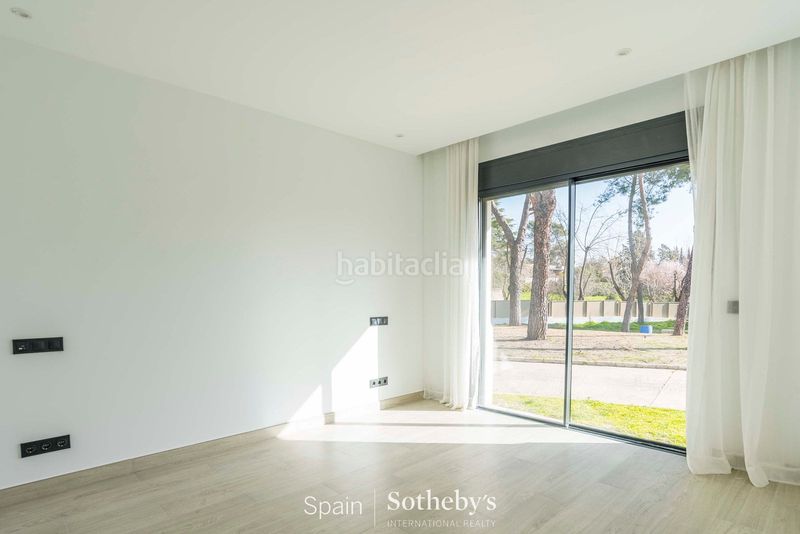 Foto 221bbd05-59fb-49a8-8593-7e8e1690320b. Casa amb calefacció aparcament a Somosaguas Pozuelo de Alarcón