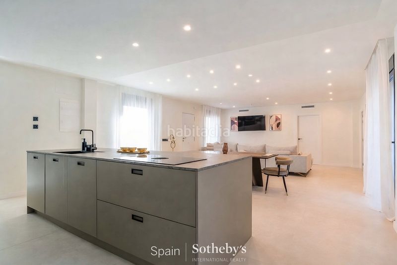 Foto a4a9f236-8f60-43d4-9188-5b2b72455132. Casa amb calefacció aparcament a Somosaguas Pozuelo de Alarcón