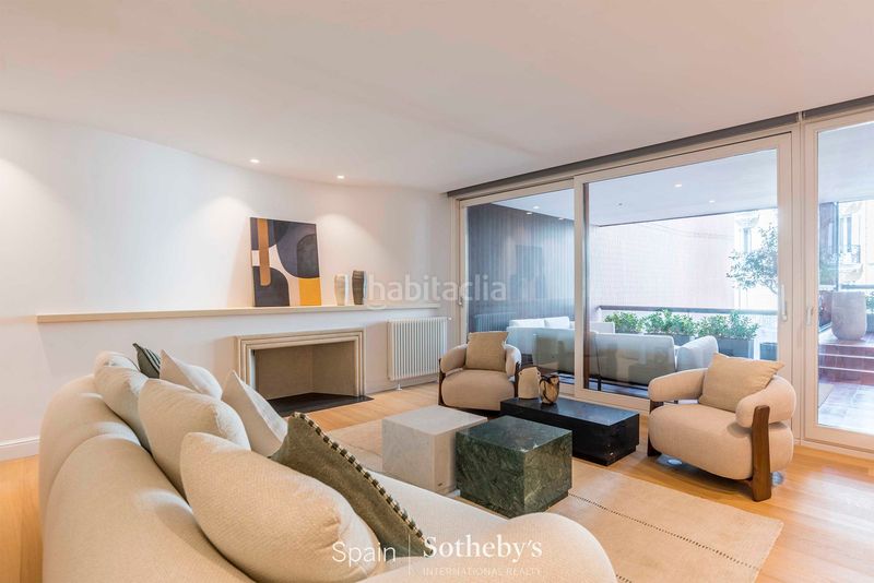 Foto 67452adf-4074-4d79-8faf-617398e56eee. Apartament amb calefacció aparcament a Castellana Madrid