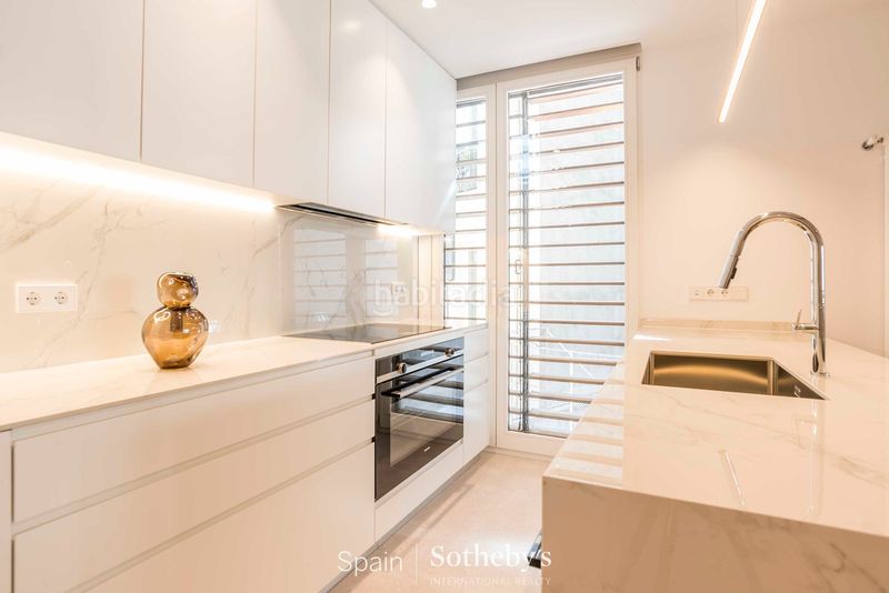 Foto 96be8ebe-622c-47f8-a88c-c27c0f4319e9. Apartament amb calefacció aparcament a Castellana Madrid