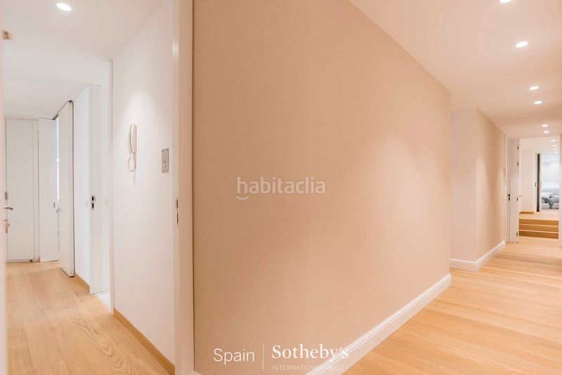 Foto c4a8bd3f-ea38-45bb-8220-08e1d0c3d4cd. Apartament amb calefacció aparcament a Castellana Madrid
