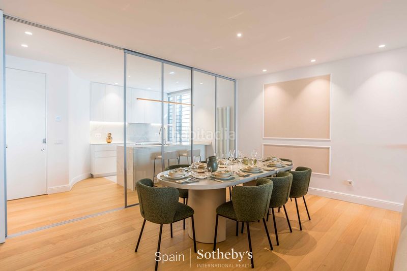 Foto c4cd4d7f-18a8-44ce-8c2a-2c567b780314. Apartament amb calefacció aparcament a Castellana Madrid