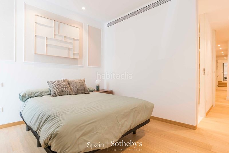 Foto cff1de4a-ebbc-4d3b-9134-66e131276def. Apartament amb calefacció aparcament a Castellana Madrid