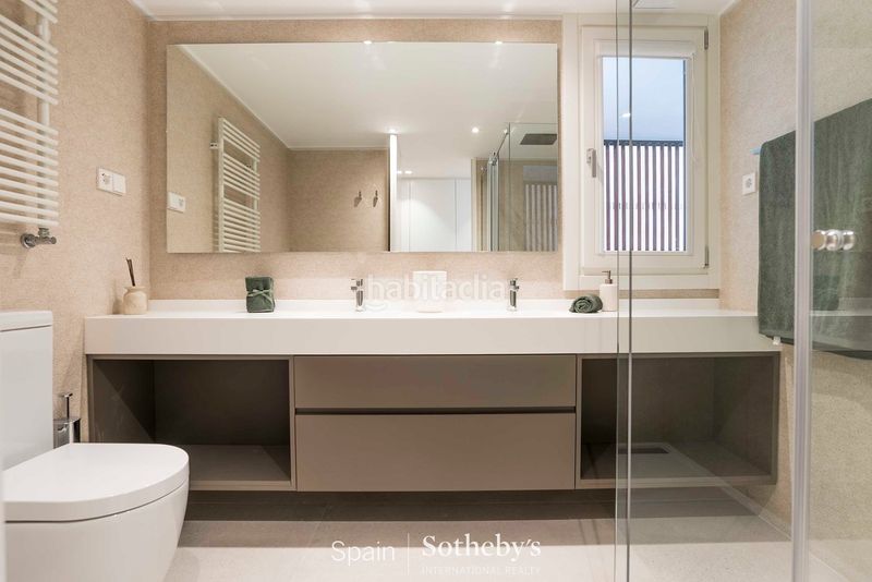 Foto d1a7e454-834a-42fb-972c-a2743973a698. Apartament amb calefacció aparcament a Castellana Madrid