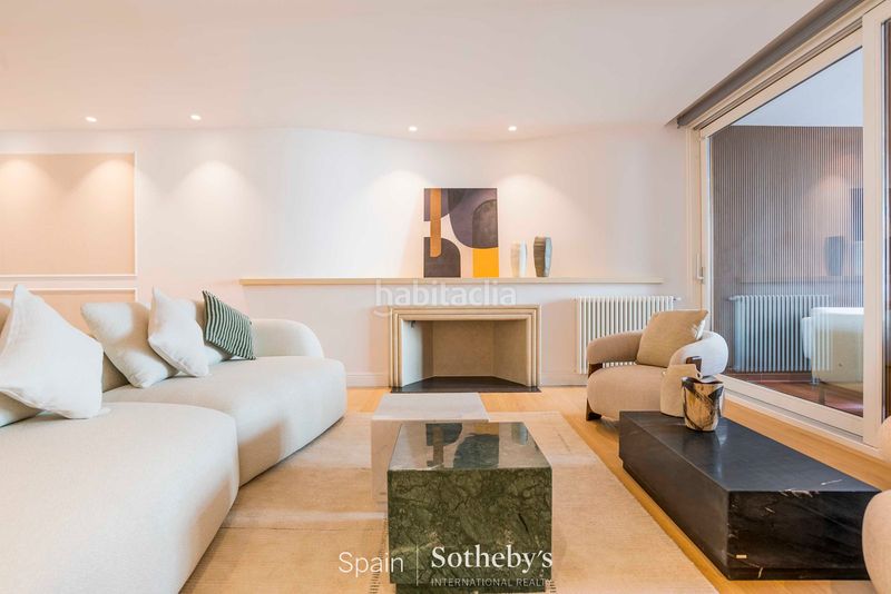 Foto d4d26bd1-6913-41f0-80a7-bd591ad1241a. Apartament amb calefacció aparcament a Castellana Madrid