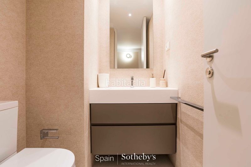 Foto f8088921-ec37-4d32-aae9-b1395a67d8c1. Apartament amb calefacció aparcament a Castellana Madrid