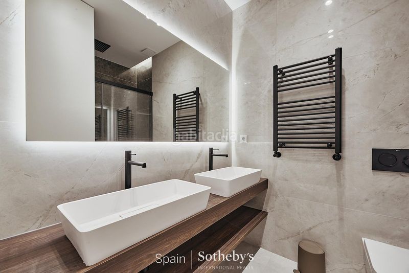 Foto fa5b321c-a0a1-409a-8d8d-a39b9289d1fd. Apartament a Goya Madrid