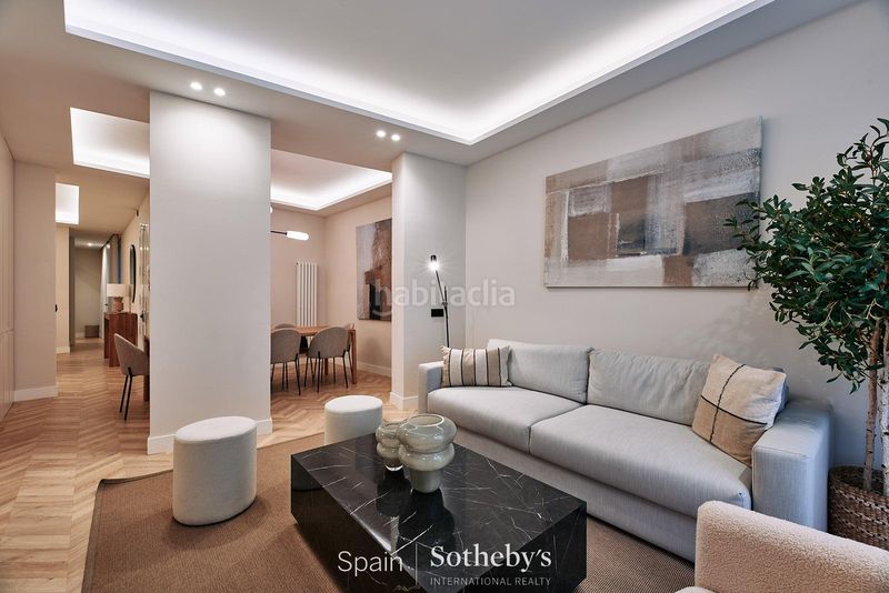 Foto eb541a2d-d2ff-4212-bb69-b81d17c50e13. Apartament amb calefacció a Sol Madrid