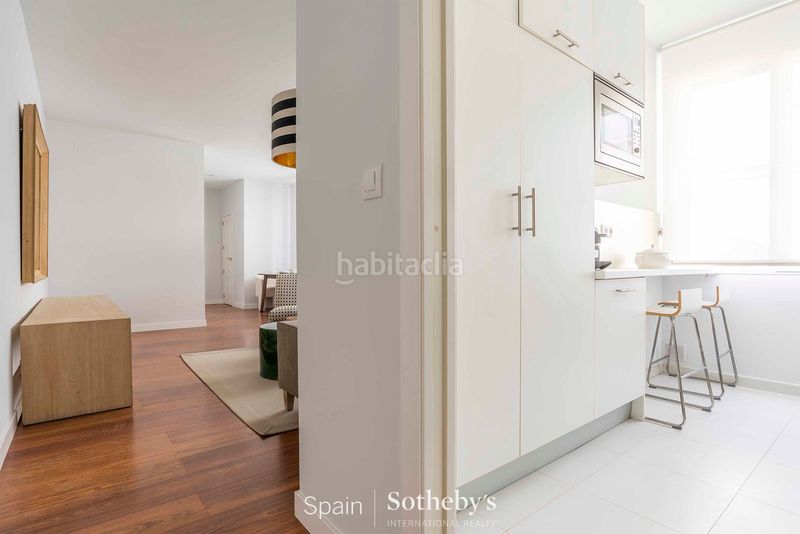 Foto 87cb9cb8-e8c1-443a-82e3-9f0a9a6f2440. Apartament amb calefacció a Recoletos Madrid