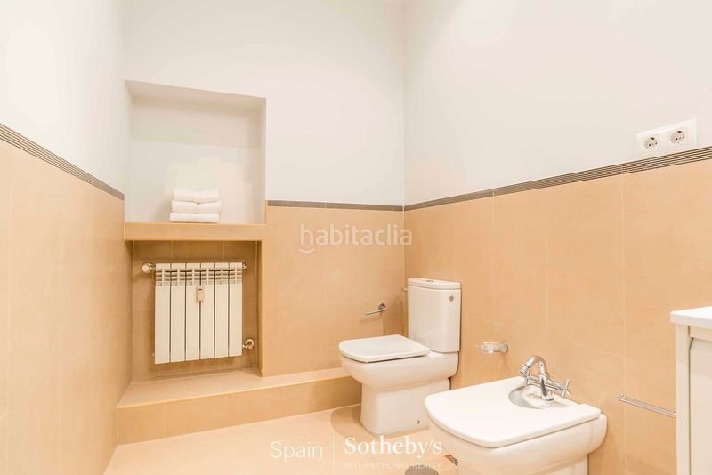 Foto 888edabb-7099-4090-a0c0-12aaf53ac7c1. Apartament amb calefacció a Recoletos Madrid