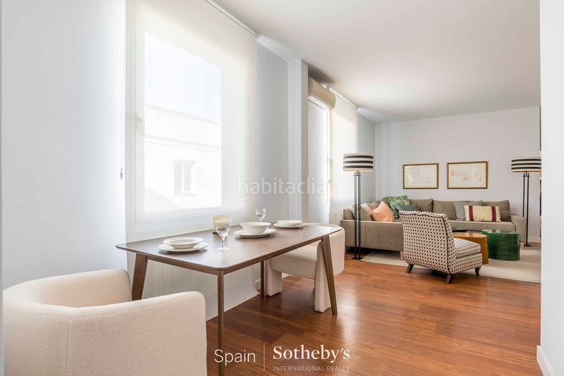 Foto ef646253-2e3d-48ce-8926-b10dce8e714c. Apartament amb calefacció a Recoletos Madrid